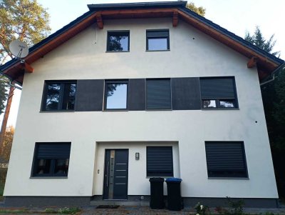 Großzügige 4 Zimmer-Wohnung mit eigenem Garten