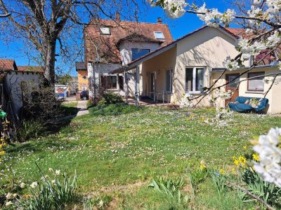 Provisionsfrei! Wohnen mit Weitblick: EFH auf 920 m² gr. Grundstück mit zusätzlichem Baupotenzial!