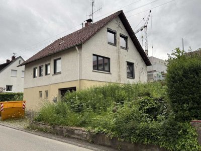 Teilsaniertes solides Wohnhaus in guter Wohnlage von Albstadt-Lautlingen