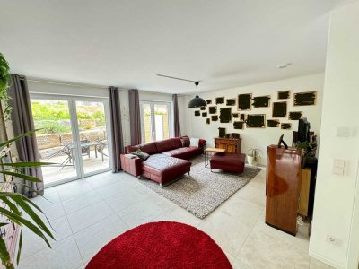 Die perfekte Wohlfühloase – Moderne Neubau-Doppelhaushälfte mit Solar und Wärmepumpe