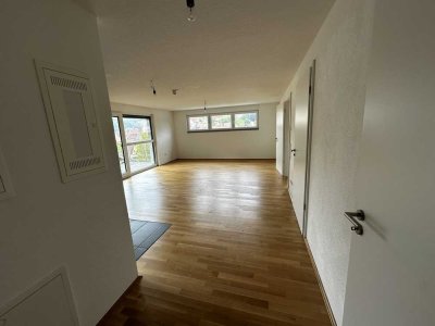 Moderne 2 Zimmer Wohnung mit Balkon und top Ausstattung