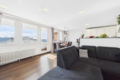 Stilvolle 4-Zimmer-Wohnung mit EBK, Balkon, Aufzug & TG-Stellplatz