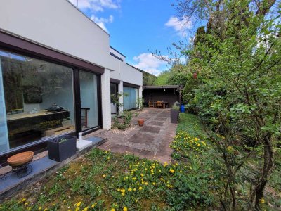 ***PROVISIONSFREI*** Attraktives Einfamilienhaus mit Doppelgarage und toller Dachterrasse!