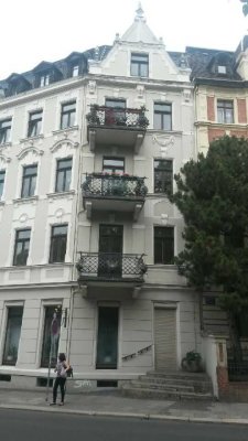 Helle Drei- Zimmer-Wohnung