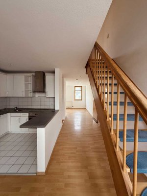 Großzügige 3 Zimmer Maisonette Wohnung im Herzen Offenbachs