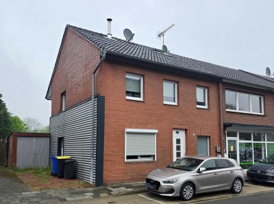 1-2 Familienhaus Haus in Elmpt, Investment