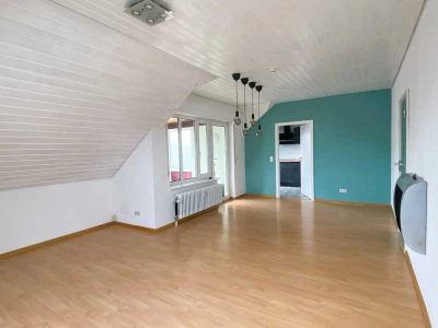Helle 3-Zimmer Dachgeschosswohnung mit Balkon in Rheinfelden (Baden)