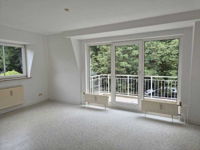 Niedliche 2 Zimmerwohnung mit Balkon am Waldesrand