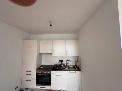 2-Zimmer-Wohnung Neubau inkl Küche mit 5,31m² Balkon und Kellerabteil mit Bahnhof Floridsdorf in Gehweite /LS84-52