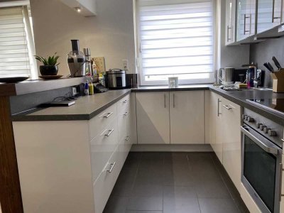 Exklusive, sanierte 3-Zimmer-Wohnung mit Balkon und EBK in Lindau