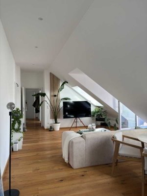 Moderne 4-Zimmer Dachterrassen-Wohnung in Poing