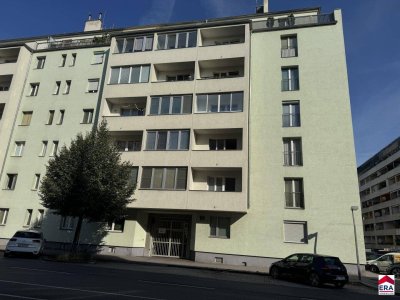 Renovierungsbedürftige 1-Zimmer-Wohnung mit Loggia in 1020 Wien! Ideal für Ihre Ideen!