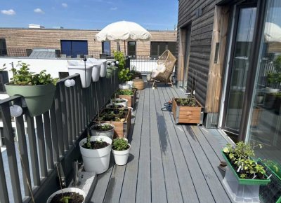 Sonniges ruhiges 2-Zimmer Penthouse mit Terasse in Köpenick