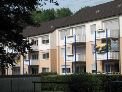Helle 3,5-Zimmer-Wohnung mit Balkon