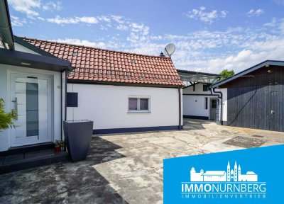Kein Haus von der Stange – sanierte DHH mit Werkstatt, Innenhof und vielen Möglichkeiten