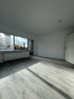 Saniert! Bezugsfreies Apartment mit Balkon in Krefeld Bockum