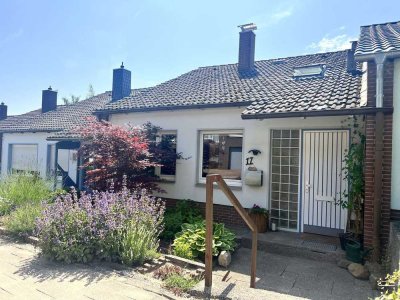 Charmantes Reihenhaus mit Split-Level-Architektur – Klütsüdhang