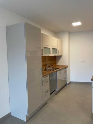 Geschmackvolle 2-Zimmer-Wohnung mit Küche, Balkon und Stellplatz in Waldmohr (ohne Makler)