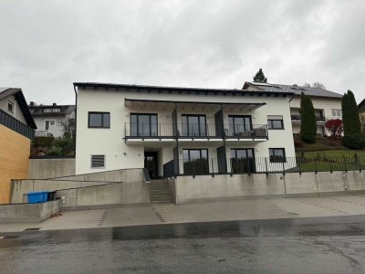 Erstbezug! Exklusive 3-Zimmer-Neubauwohnung mit hochwertiger Küche und Süd-Balkon