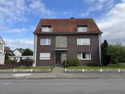3 Familienhaus- 3 Garagen- unbewohnt - in Teileigentum aufgeteilt