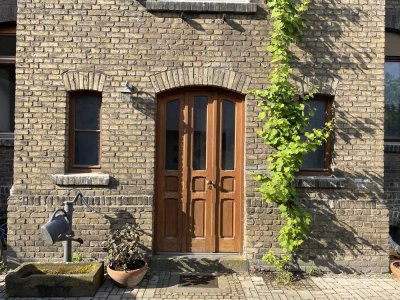 Stilvolle Altbauwohnung mit Charme - 120 m², saniert, provisionsfrei, Top-Lage Wiesbaden-Biebrich