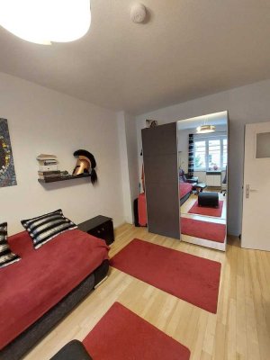 Unvermietete helle Wohnung in Barmbek-Nord direkt vom Eigentümer