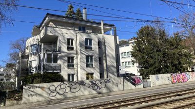 Lichtdurchflutetes Penthouse in Stuttgart-Bad Cannstatt