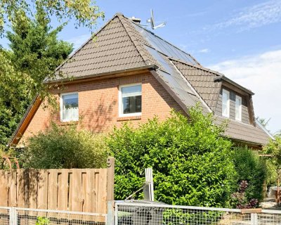++ Exklusives Einfamilienhaus mit großzügigem Raumangebot, Sauna und Pool ++