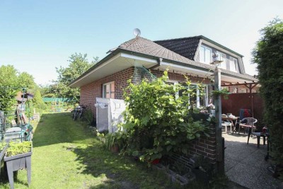 Top Kapitalanlage: Mehrfamilienhaus mit 3 Wohneinheiten unweit vom Gudower See