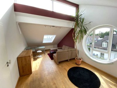 Möblierte und helle 1,5 Zimmer DG Wohnung (nur Einzelperson)