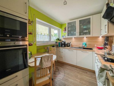 Großzügige Wohnung mit Balkon und Garten