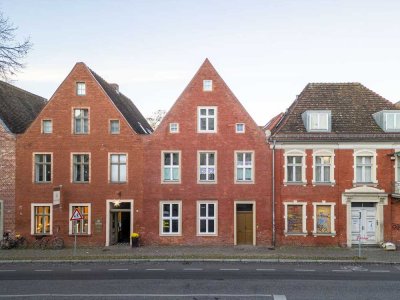 Bezugsfreie Wohnung, bzw. Ferienwohnung in der Potsdamer Innenstadt und eigenem Garten