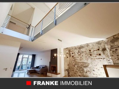 EXKLUSIV - LOFT LIVING  MIT GALERIE & KAMIN & BALKON & TG