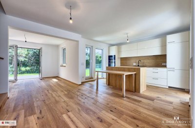 • NEU! • NAHE U6 • 5 ZIMMER • GARTEN • 2 TERRASSEN • KÜCHE INKL. • PKW-STELLPLATZ INKL. • 1230 WIEN • EIGENTUM •