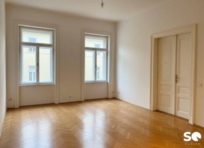 #SQ - ALTBAUCHARME IN TOPLAGE - 5-ZIMMER MIT BALKON NÄHE RATHAUS!