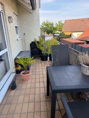 * Ideale Kapitalanlage* Tolle 2 ZKB-Wohnung mit Balkon!