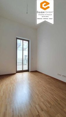 Helle 3-Raumwohnung mit Einbauküche im Herzen von Dresden wartet auf Dich!