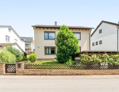 198 m² Zweifamilienhaus mit großem Garten in gefragter Lage