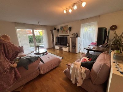 myHome-Immobilien / Moderne, günstige 2-Zi-TRAUM Terrassen Wohnung + EBK+ Terrasse und Garten