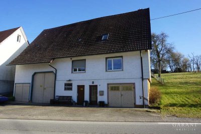 Haus mit großem Garten, Stall und Scheune...