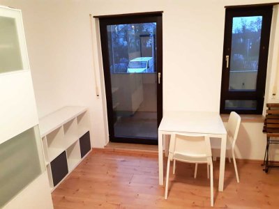 Schönes möbliertes 1-ZKB Apartment mit Balkon in MA-Rheinau