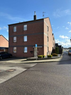 Modernisierte 3-Zimmer-Wohnung mit Balkon und Einbauküche in Heinsberg