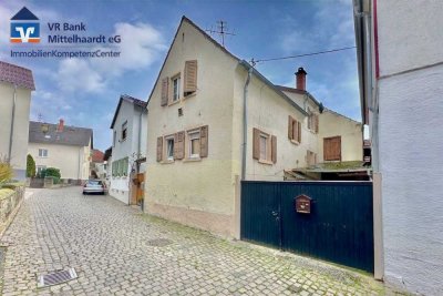 Ideal für Kapitalanleger: Vermietetes Einfamilienhaus in Neustadt-Königsbach!
