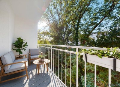 ERSTBEZUG nach Sanierung I 3 Zimmer Wohnung mit Balkon in wundervoller Grünlage I Tischler Einbauküche inkl. Siemensgeräte im Preis inbegriffen