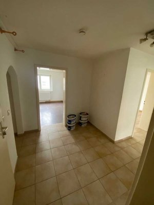 3-Zi-Wohnung mit Balkon in Ampfing
