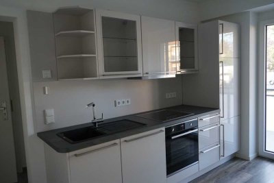 1-Zimmer-Appartement mit neuwertiger Einbauküche, Schrankbett und Balkon in Nürnberg-Laufamholz