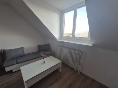 Furnished bright studio in top location (U6/Harras)