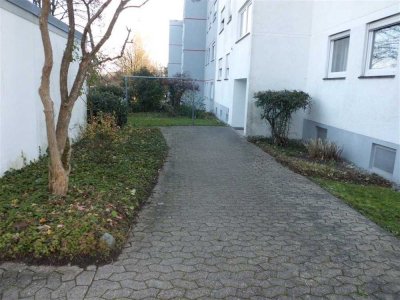 3-Zimmer Wohnung mit Balkon in RV-West zu vermieten