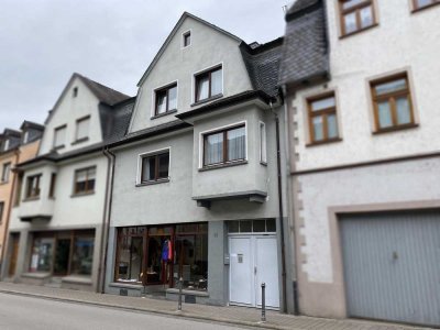 Wohn-Geschäftshaus mit Potential in zentraler Lage Oberwesels