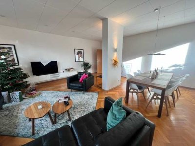 WOHNEN in einer charmanten Jugendstilvilla! Zentrumsnahe 4-Zimmerwohnung